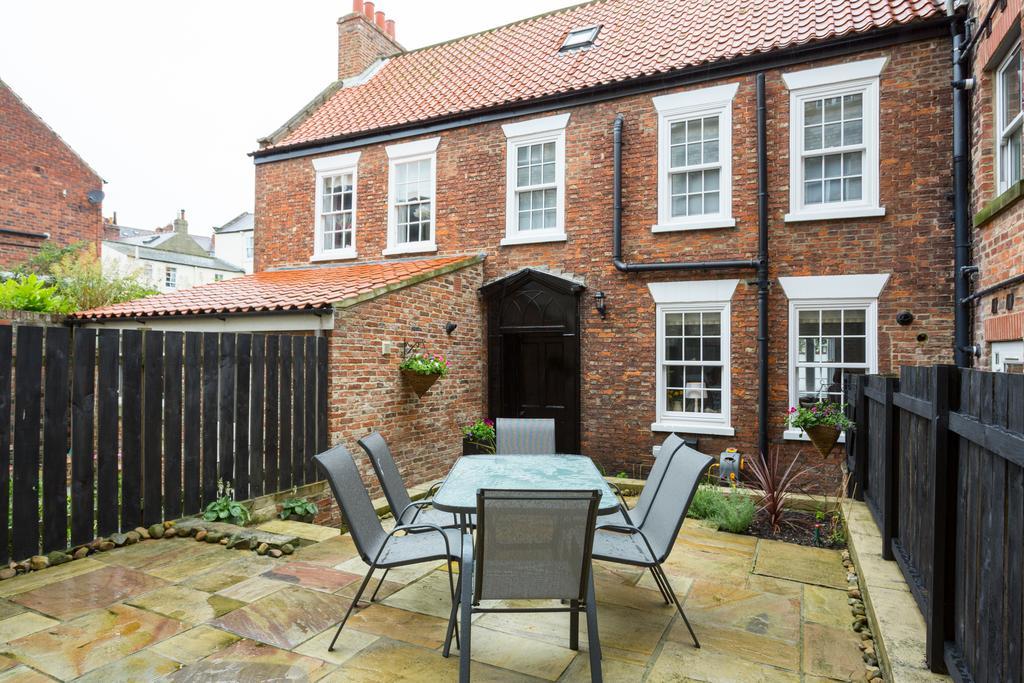 Cintra House Vila Whitby Exterior foto